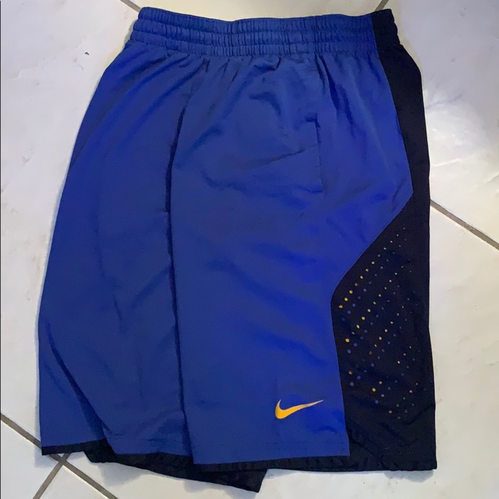Nike Drifit Men’s Basketball Shorts Size SM Blue